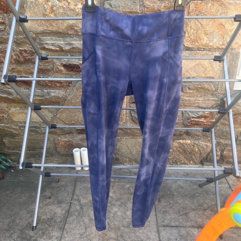 Lululemon pants size 6 EUC